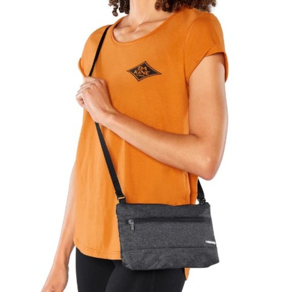 Dakine 100% Recycled Jacky Vintage Blue Denim Look Vegan Crossbody Bag - Picture 2 of 10